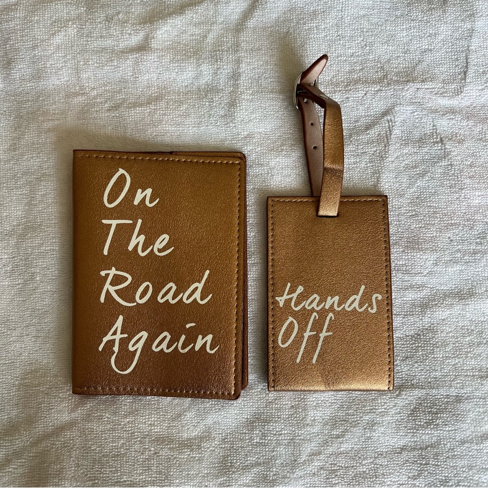 New travel accessories set